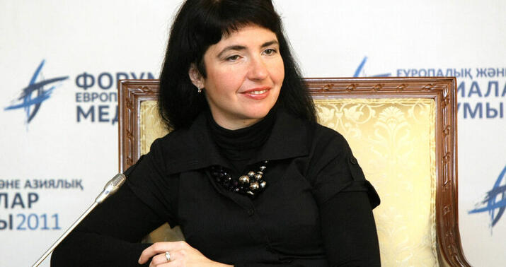 Rusiyada jurnalist qiyabi həbs edildi