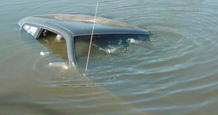 FHN  kanala düşən avtomobilin sürücüsünün axtarışlarını davam etdirir