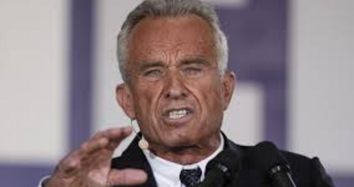 Kennedi namizədliyini geri götürdü