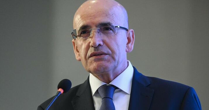 Nazir istefa xəbərini təkzib etdi