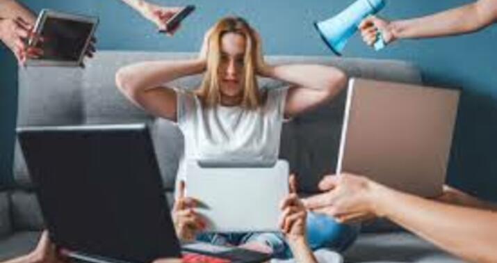 Hər şeydən narazı, hər şeyə mız qoyan bürclər -