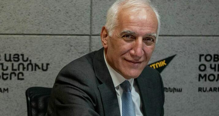 “Ermənistan prezidenti dərhal istefa verməlidir” –