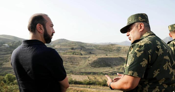 Mirzoyan və səfirlər Azərbaycanla sərhəddə -