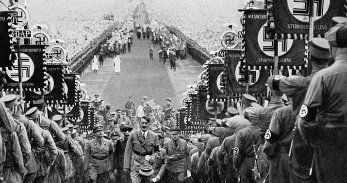 Uşaq vaxtı Hitleri görən şəxs: