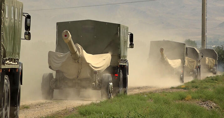 Sərhəddə gərginlik, Zəngəzur uğrunda müharibə, Rusiyadan ilk addım... -