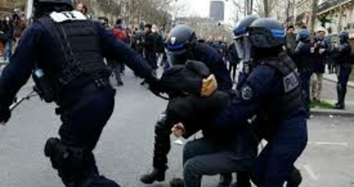 Fransada etirazları yatırmaq üçün xüsusi polis qrupu cəlb olunur