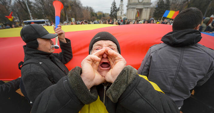 Moldovada xalq hakimiyyətə qarşı aksiyalara başladı