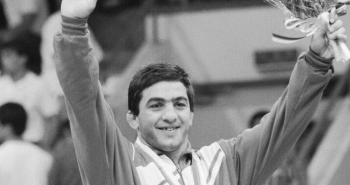 Putin erməni Olimpiya çempionuna vətəndaşlıq verdi