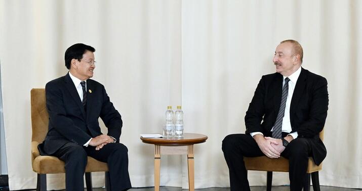 İlham Əliyev Kazanda Laosun Prezidenti ilə görüşdü