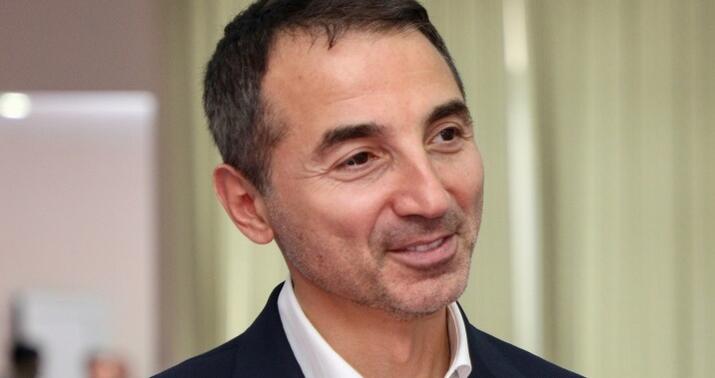 Adnan Əhmədzadənin sərvəti açıqlandı