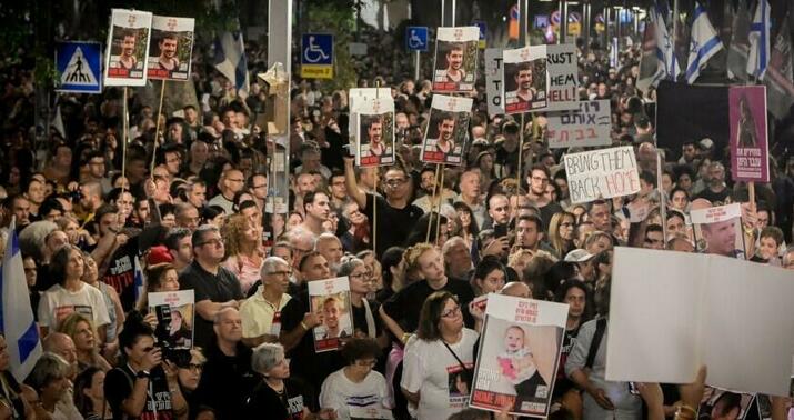 Müdafiə nazirinin istefasından sonra İsraildə toqquşma