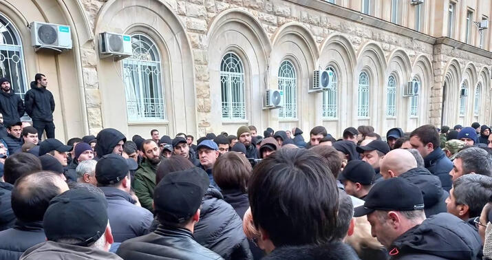 Son dəqiqə: Gürcüstanda atışma səsləri - Yeniləndi