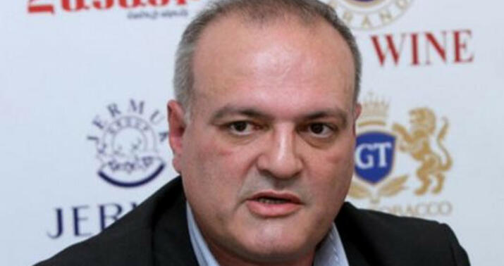 Sülh müqaviləsi imzalandıqdan dərhal sonra... -