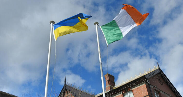 Ukraynada daha bir səfirlik işini məhdudlaşdırdı