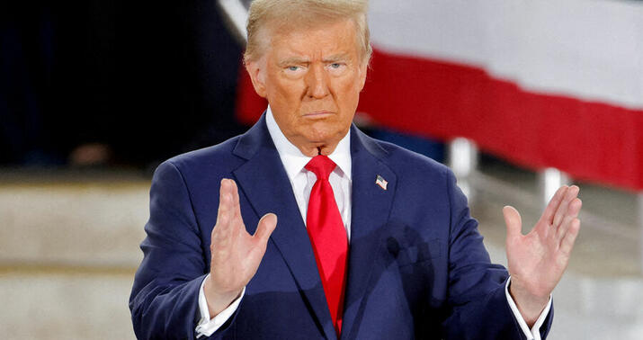 Tramp Zelenskiyə təzyiq edəcək