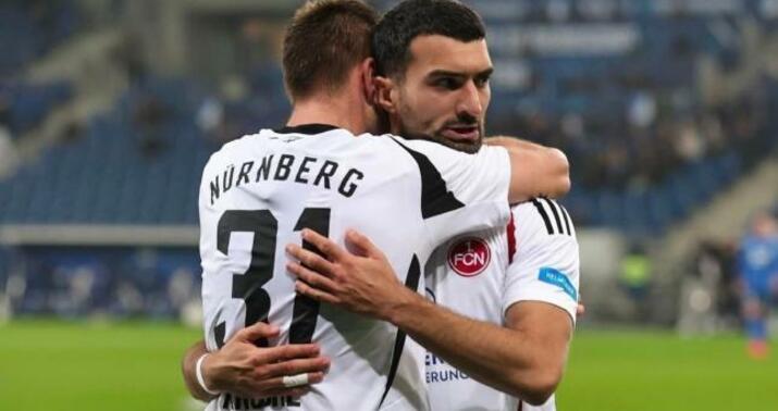 Mahir Emrelinin komandası heç-heçə etdi