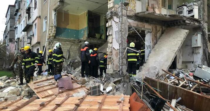 Sumqayıtda partlayış baş verən binanın bəzi sakinləri hotellərdə yerləşdirildi