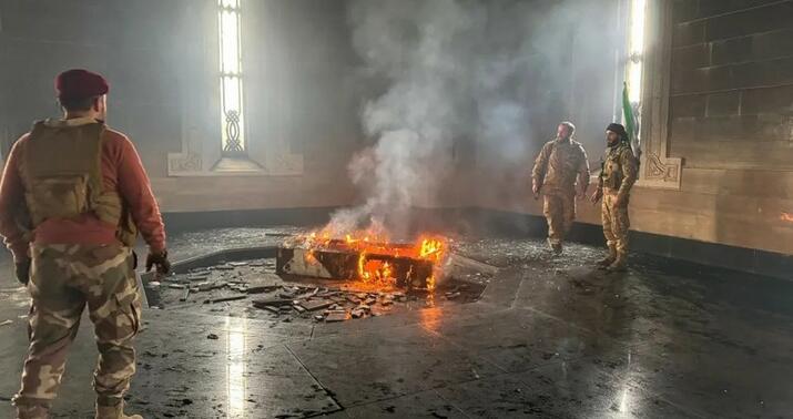 Əsədin atasının məzarına od vurdular - Foto/Video