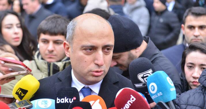 "Məktəblərdə müəllim çatışmazlığı yoxdur" - Emin Əmrullayev 
