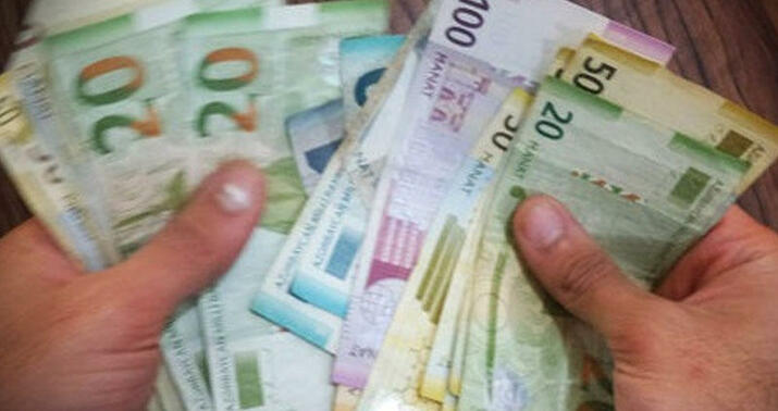 Manatın real və effektiv məzənnəsi zəifləyib