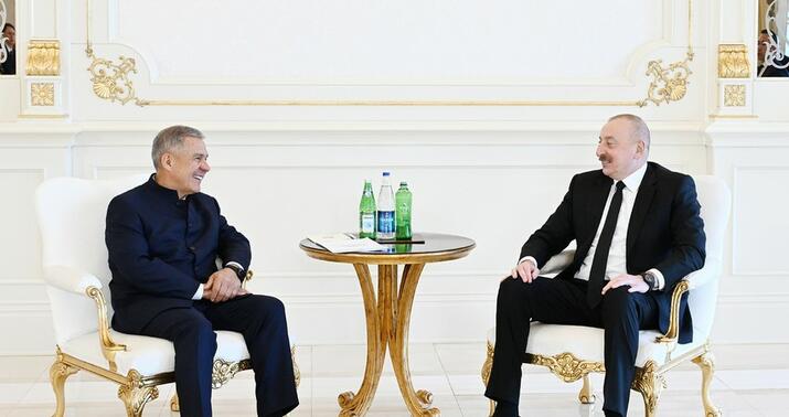 Prezident Rusiyanın Tatarıstan Respublikasının Rəisi ilə görüşdü -