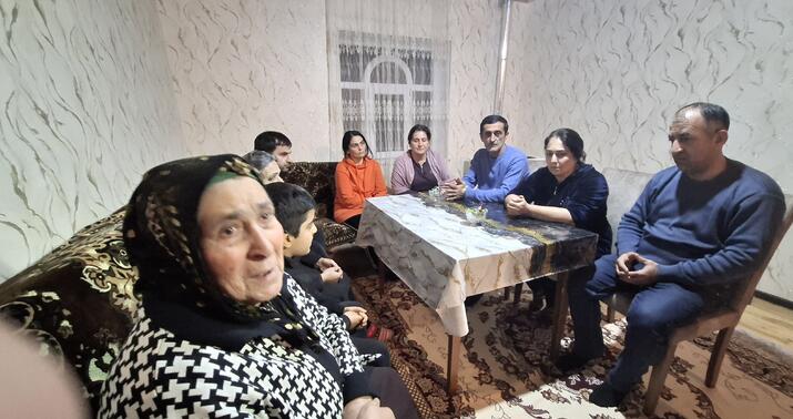 "İş quracam" deyib evdən çıxdı... - Qəzada sağ qalan Ayhanın atası