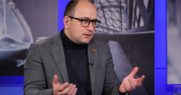 Paşinyan gələndən pulsuz silah ala bilmirik –