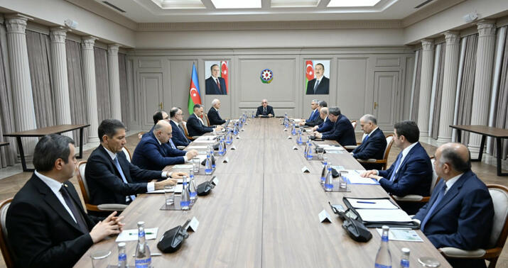 Təyyarə qəzasını araşdıran Dövlət Komissiyasının növbəti iclası keçirildi -