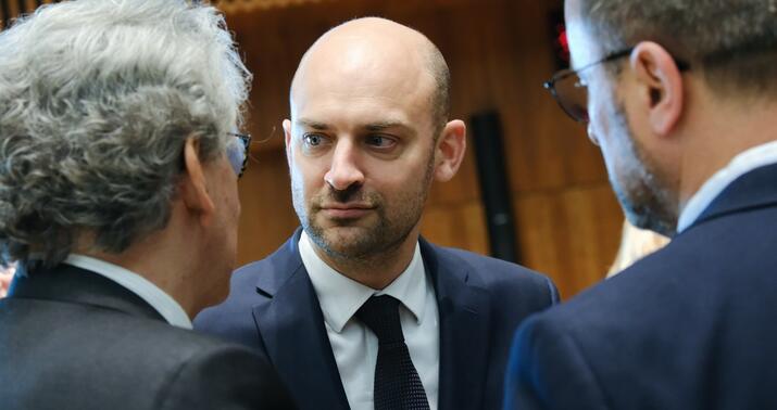 Fransa xarici işlər naziri: HƏMAS məğlubiyyətini qəbul etməlidir