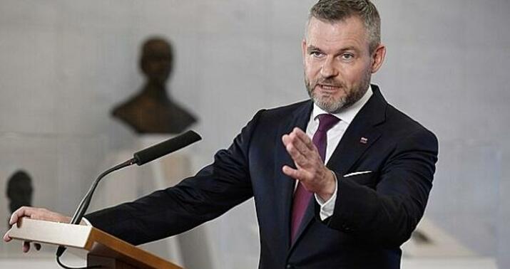 Slovakiya Prezidenti Ukraynaya səfər etmək istəmir
