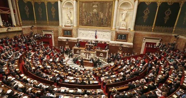 Fransa Milli Assambleyası etimadsızlıq təklifinin əleyhinə səs verdi