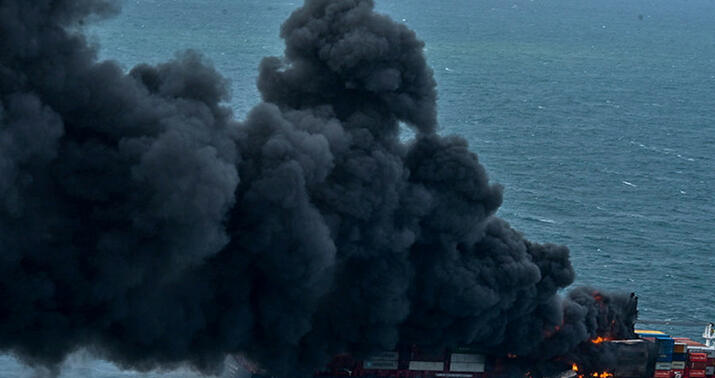 Qırmızı dənizdə konteyner gəmisində partlayış