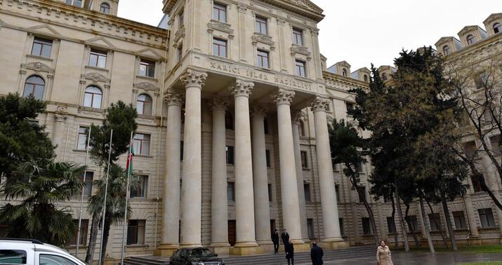 Azərbaycan XİN qalmaqallı diplomatın fəaliyyətinə xitam verdi