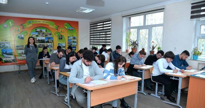 Eksternat imtahanlarının nəticələri bəlli oldu