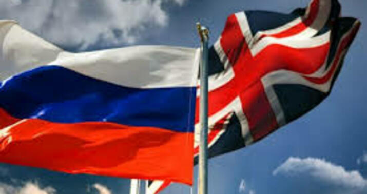 Böyük Britaniya rus diplomatın akkreditasiyasını ləğv edib