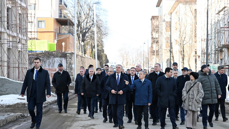 Samir Nuriyev Xankəndi və Şuşada bir sıra obyektlərə baxış keçirdi