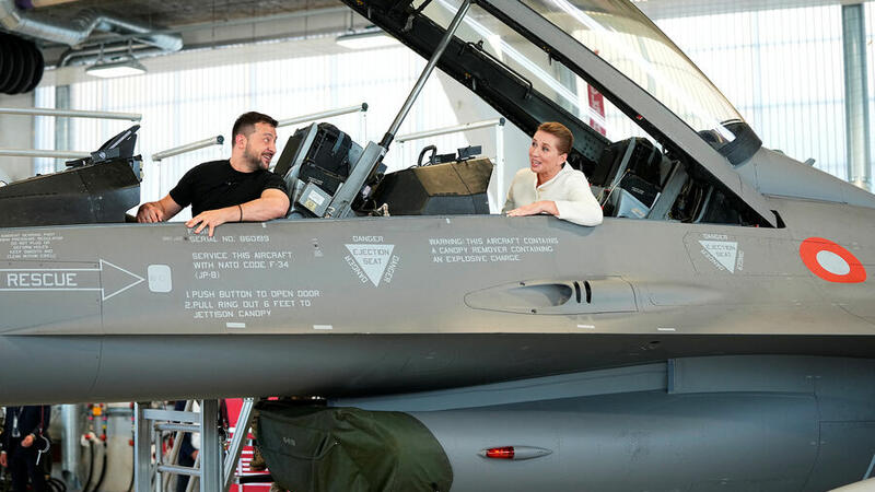 Baş nazir: Danimarka qoşunlarının Ukraynaya göndərilməsi barədə danışmaq hələ tezdir