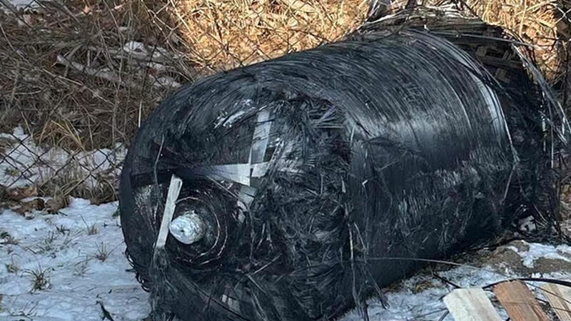 Maskın raketinin bir hissəsi Polşa sakininin həyətinə düşdü