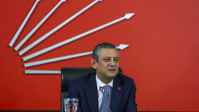 CHP sədri: "PKK-nın silahı yerə qoyması terrorçuluğun sonu olacaq"