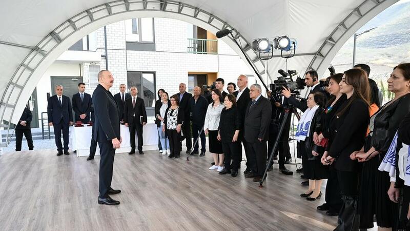 Prezident: "Şadam ki, artıq Suqovuşan kəndində də keçmiş köçkünlər yerləşirlər"