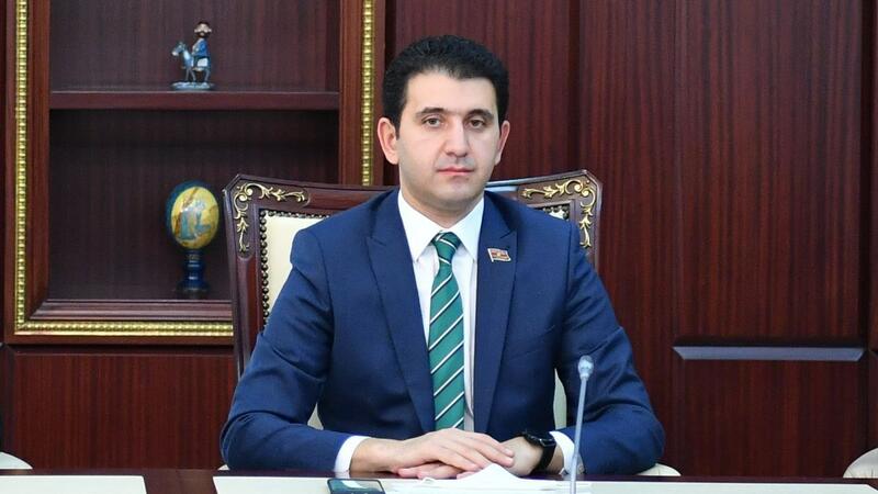 Deputat: Xəstəxana və poliklinikalarda elektron növbə sistemlərinin tətbiqi gecikir