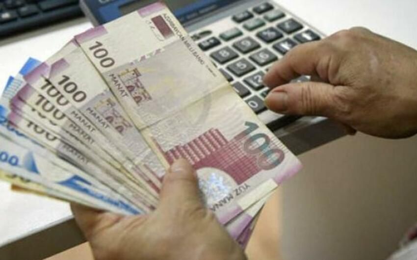 Manatın real və effektiv məzənnəsi zəifləyib