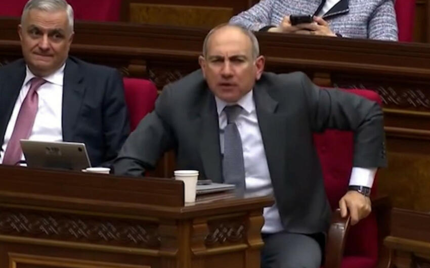 Ermənistan parlamentində gərginlik: