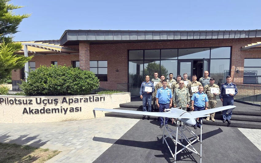 PUA Akademiyasında buraxılış mərasimi keçirildi -