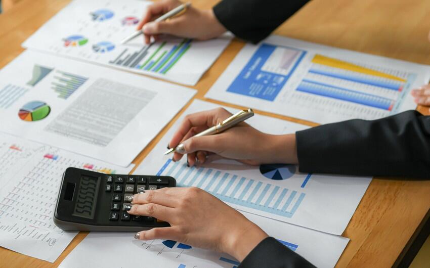 İcra ödənişlərinin nağd şəkildə qəbul edilməsinə görə bu şəxslər cərimələnəcək