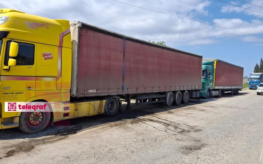 Gəncə gömrüyündə tonlarla kartof çürüyür, Məhsəti qəsəbəsi nəfəs ala bilmir -