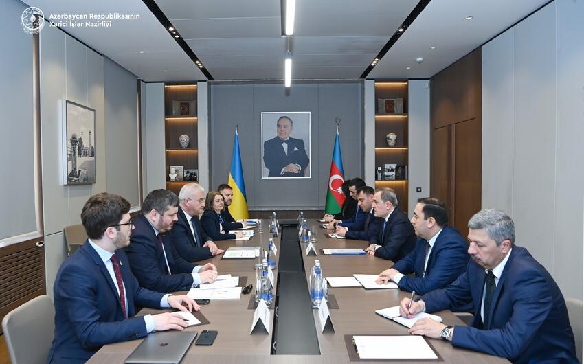 Azərbaycan və Ukrayna XİN başçılarının müzakirə etdiyi məsələlər açıqlandı -