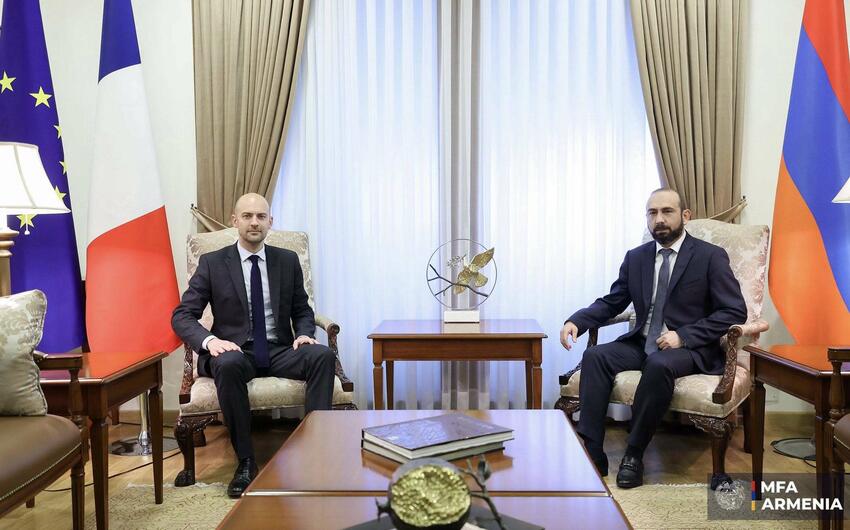 Fransa və Ermənistan arasında bəyannamə imzalandı