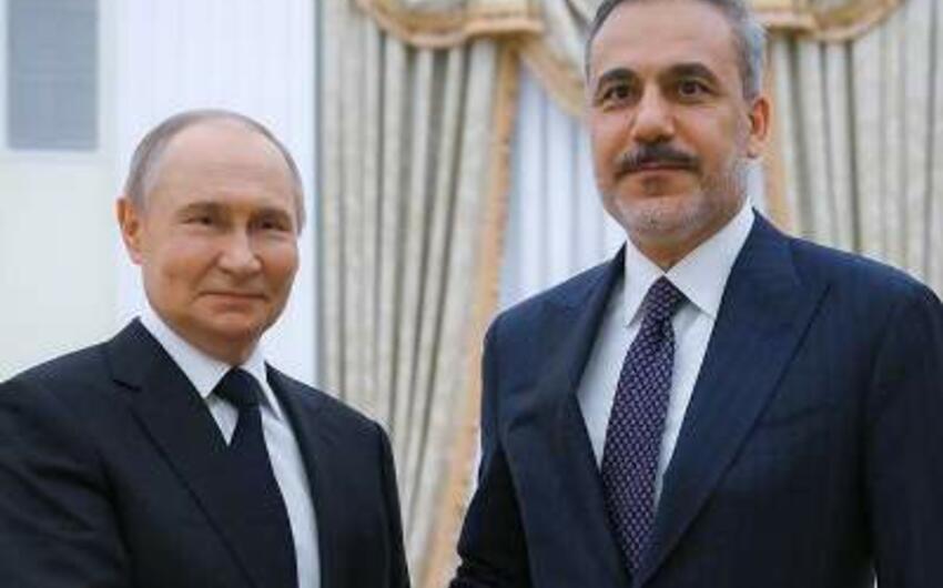 Putin Moskvada Hakan Fidanla görüşdü