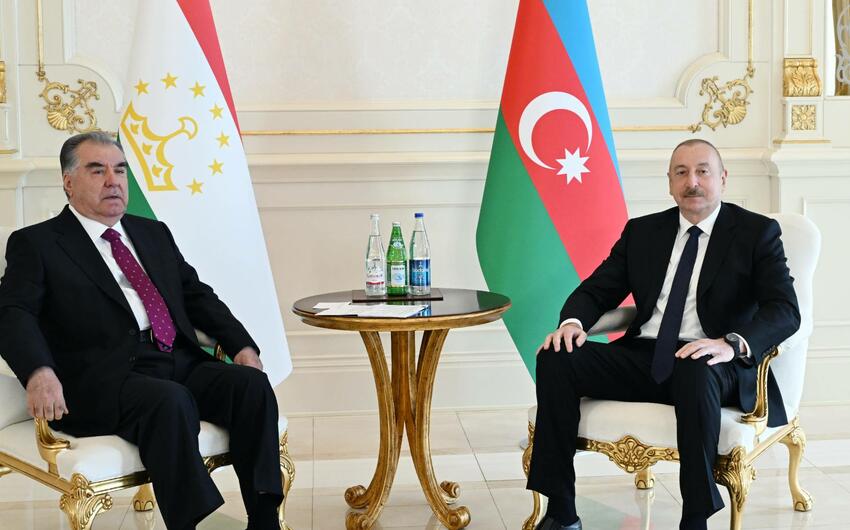 Tacikistan Prezidenti İlham Əliyevi təbrik etdi